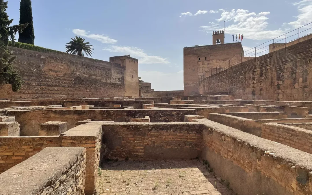 Castillos de Granada más allá de la Alhambra