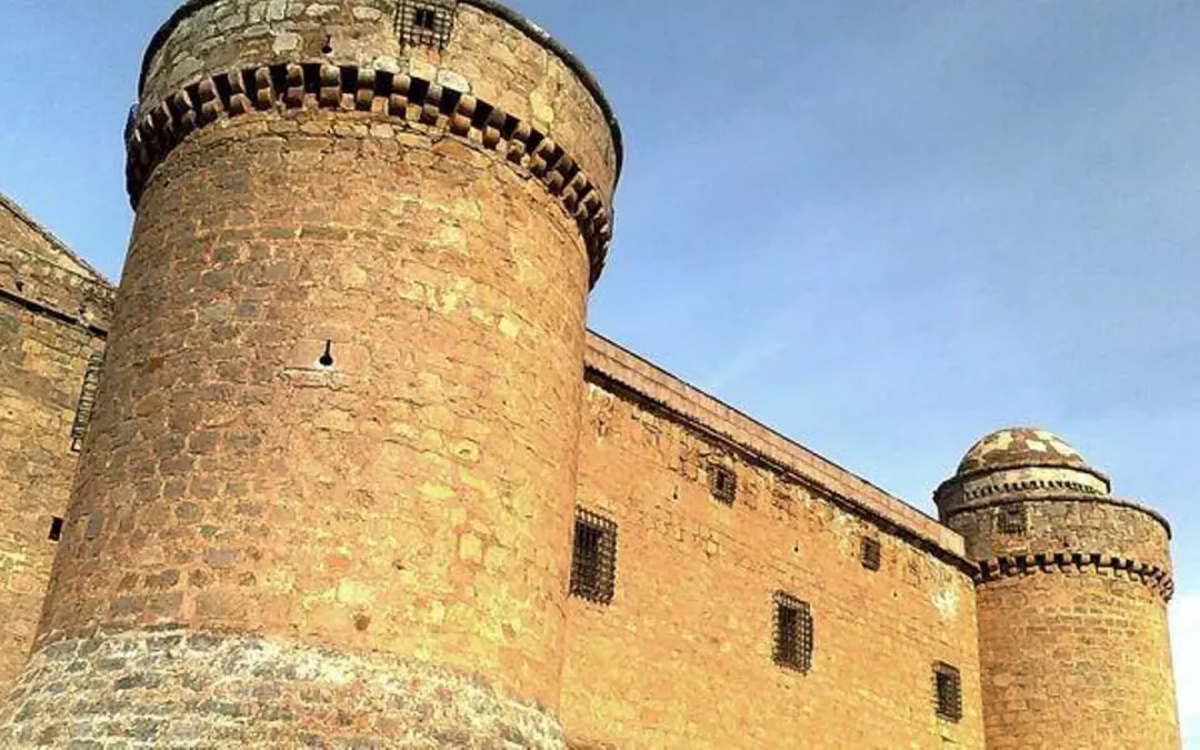 El Castillo de Calahorra es de los más llamativos de toda España