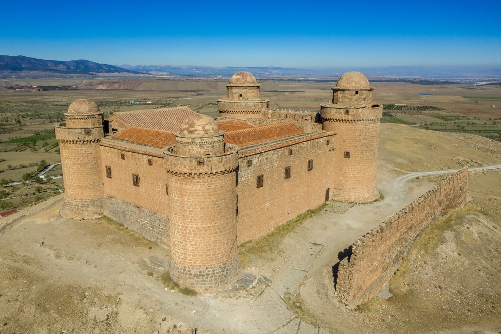 La Diputación de Granada adquirirá el Castillo de la Calahorra por un importe de 6,5 millones de euros